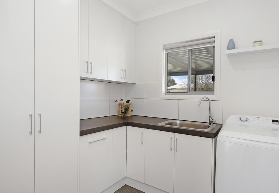 3 Lewis Street, Hamilton, VIC, 3300 - Image 7