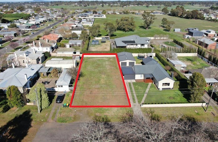 1 Lewis Street, Hamilton, VIC, 3300 - Image 1