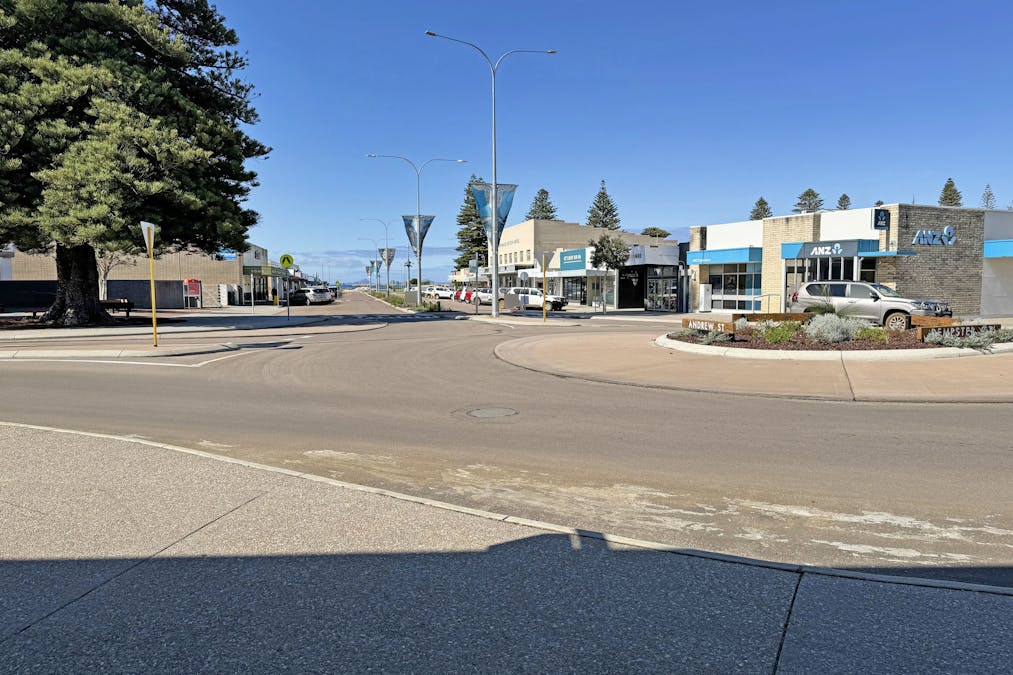 12 Andrew Street, Esperance, WA, 6450 - Image 9