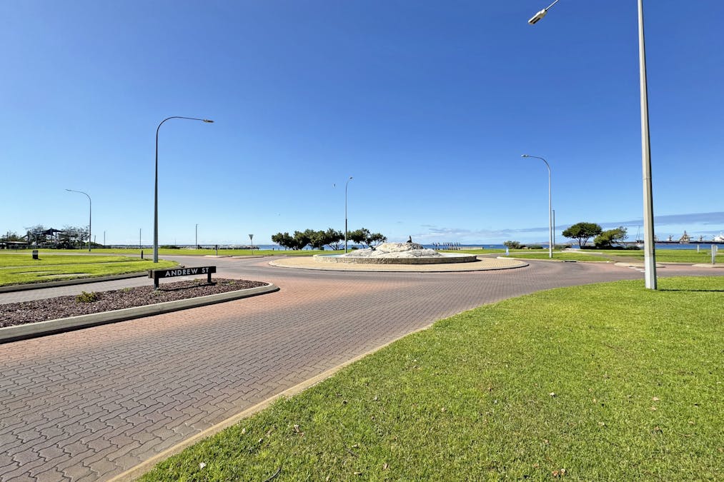 12 Andrew Street, Esperance, WA, 6450 - Image 11