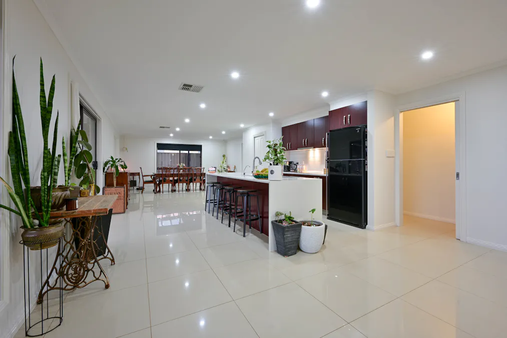 40 Jensen Avenue, Whyalla Jenkins, SA, 5609 - Image 3