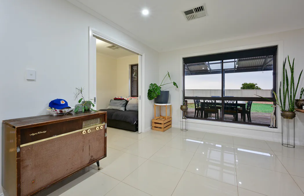 40 Jensen Avenue, Whyalla Jenkins, SA, 5609 - Image 11