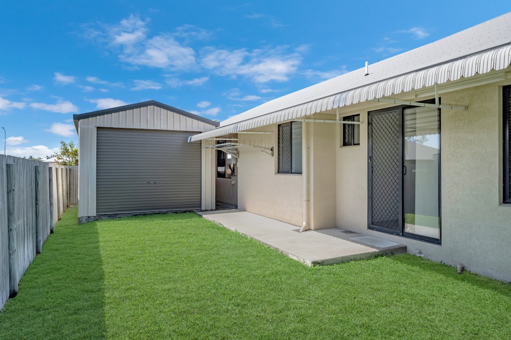 19 Dillon Street, Mount Louisa, QLD, 4814 - Image 11