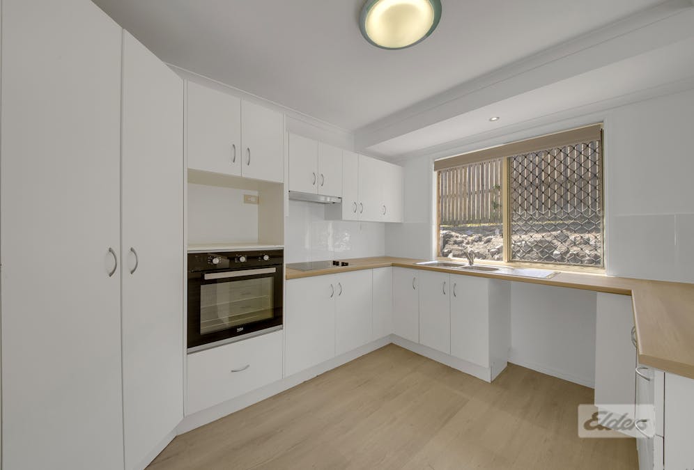 17 Wivenhoe Close, Clinton, QLD, 4680 - Image 5