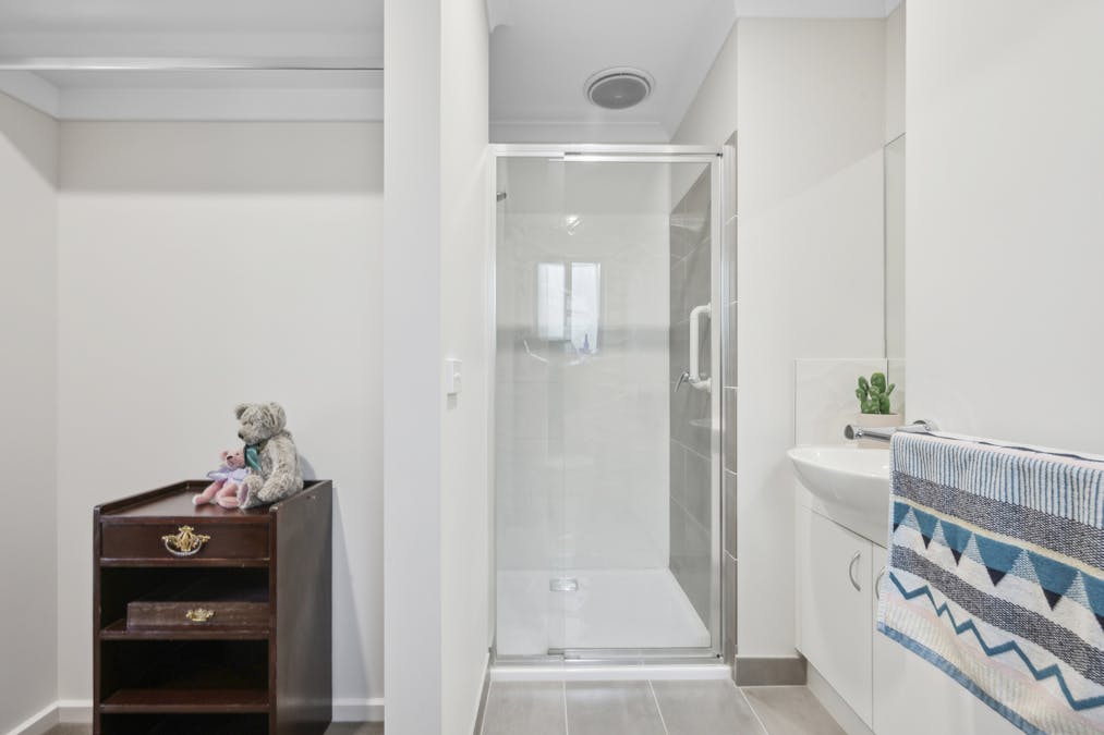 2/37    Princes Street, Korumburra, VIC, 3950 - Image 9