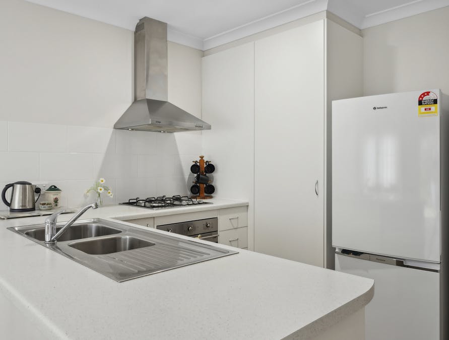 2/37    Princes Street, Korumburra, VIC, 3950 - Image 3