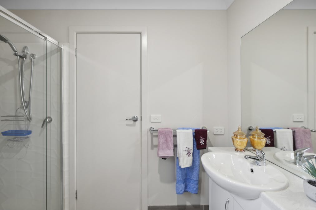 2/37    Princes Street, Korumburra, VIC, 3950 - Image 12