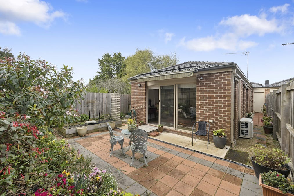2/37    Princes Street, Korumburra, VIC, 3950 - Image 6