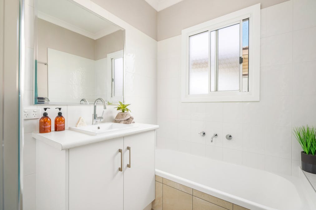 499 Parnell Street, Lavington, NSW, 2641 - Image 13