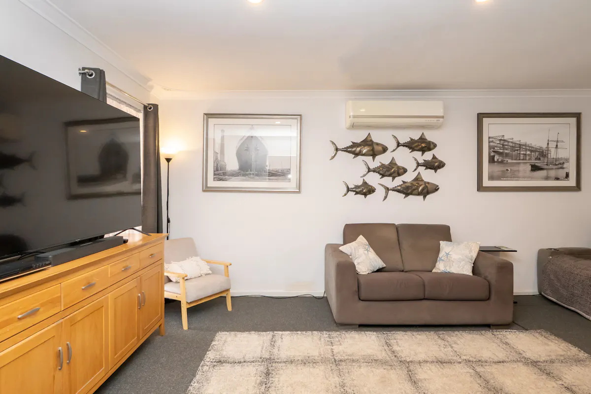 2 Moorine Court — photo 8 of 30