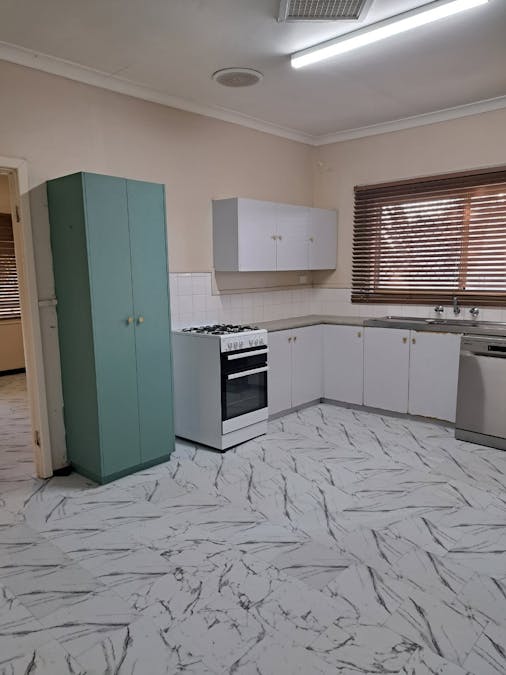 12 Stewart Street, Kulin, WA, 6365 - Image 4