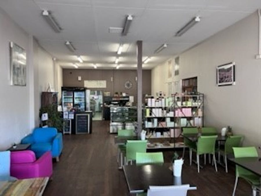 56 Barrack Street, Merredin, WA, 6415 - Image 3