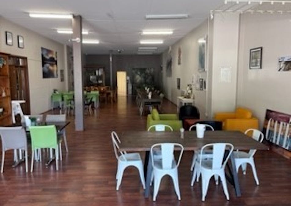 56 Barrack Street, Merredin, WA, 6415 - Image 4