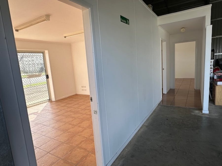 3 Langlands Street, Parkes, NSW, 2870 - Image 3