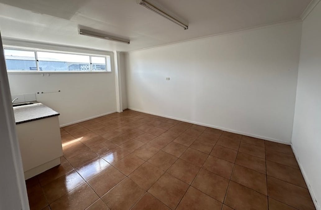 3 Langlands Street, Parkes, NSW, 2870 - Image 5