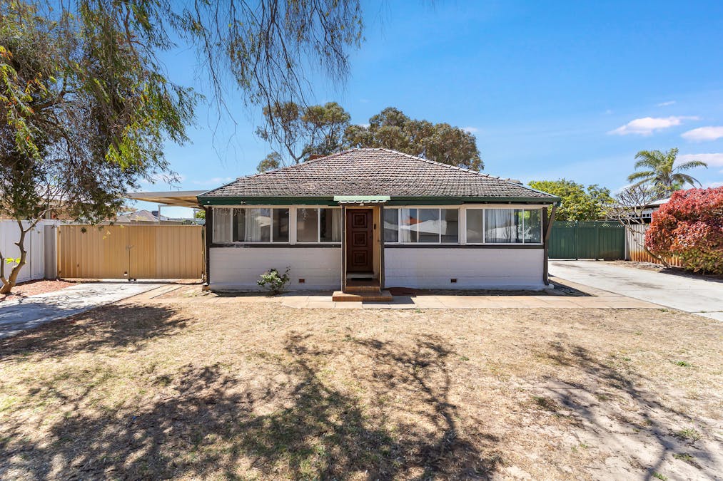40 Griggs Way, Rockingham, WA, 6168 - Image 1