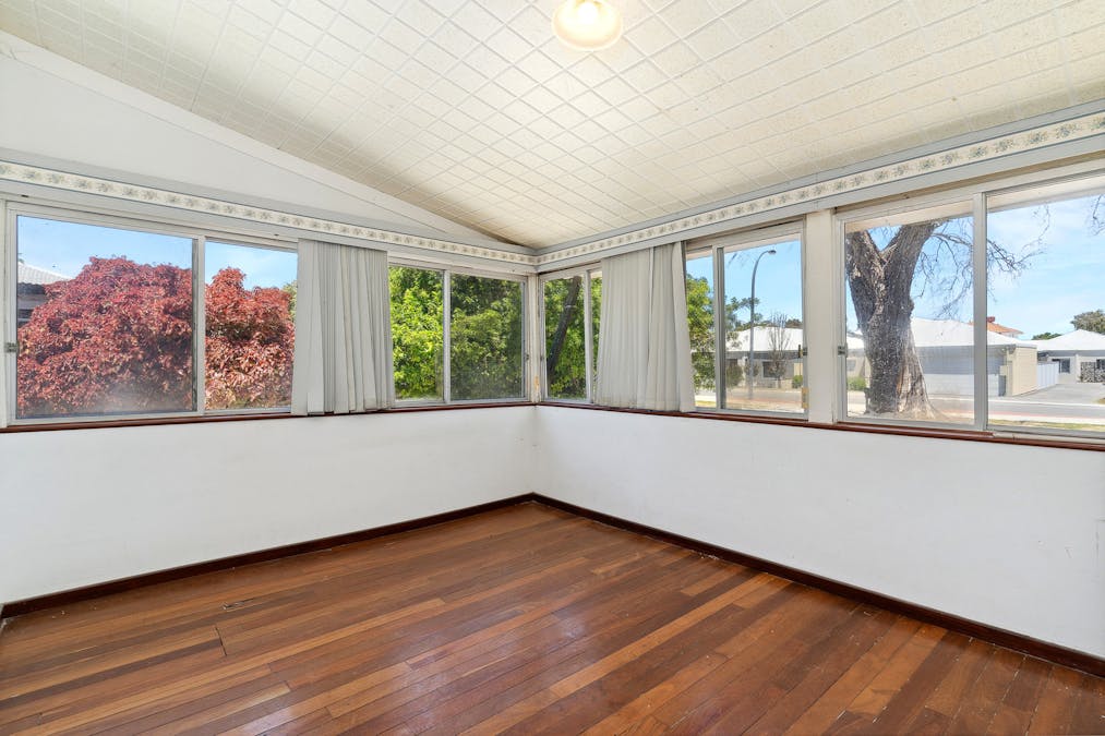 40 Griggs Way, Rockingham, WA, 6168 - Image 8