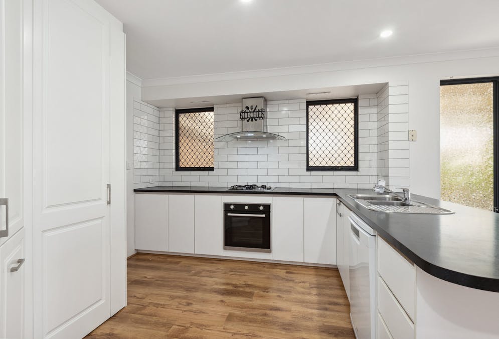 12 Edgbaston Crescent, Port Kennedy, WA, 6172 - Image 3
