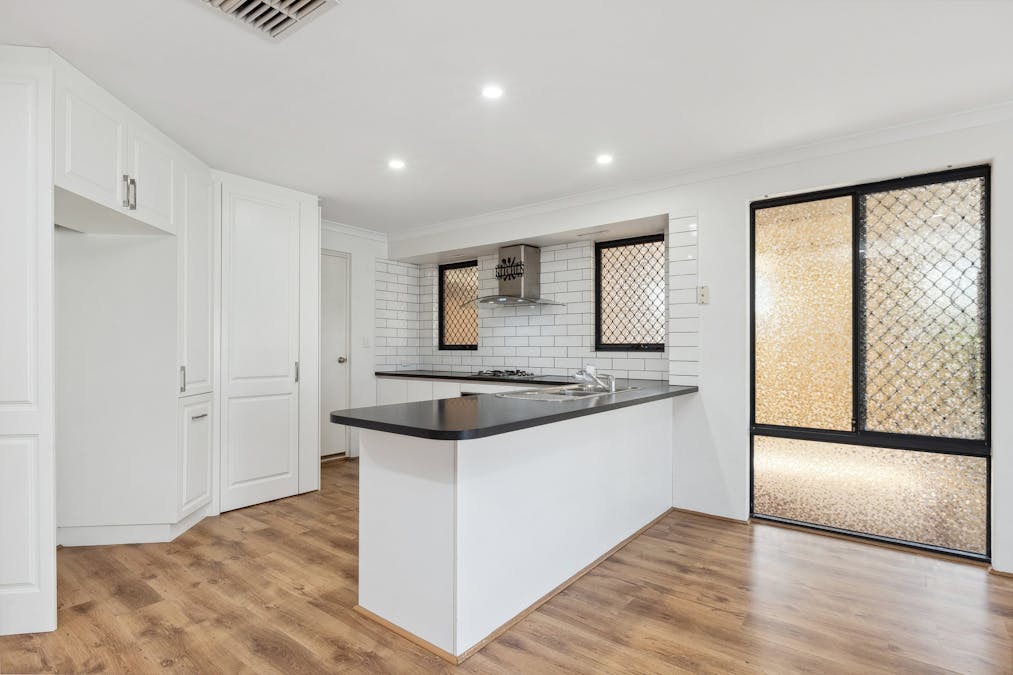 12 Edgbaston Crescent, Port Kennedy, WA, 6172 - Image 5