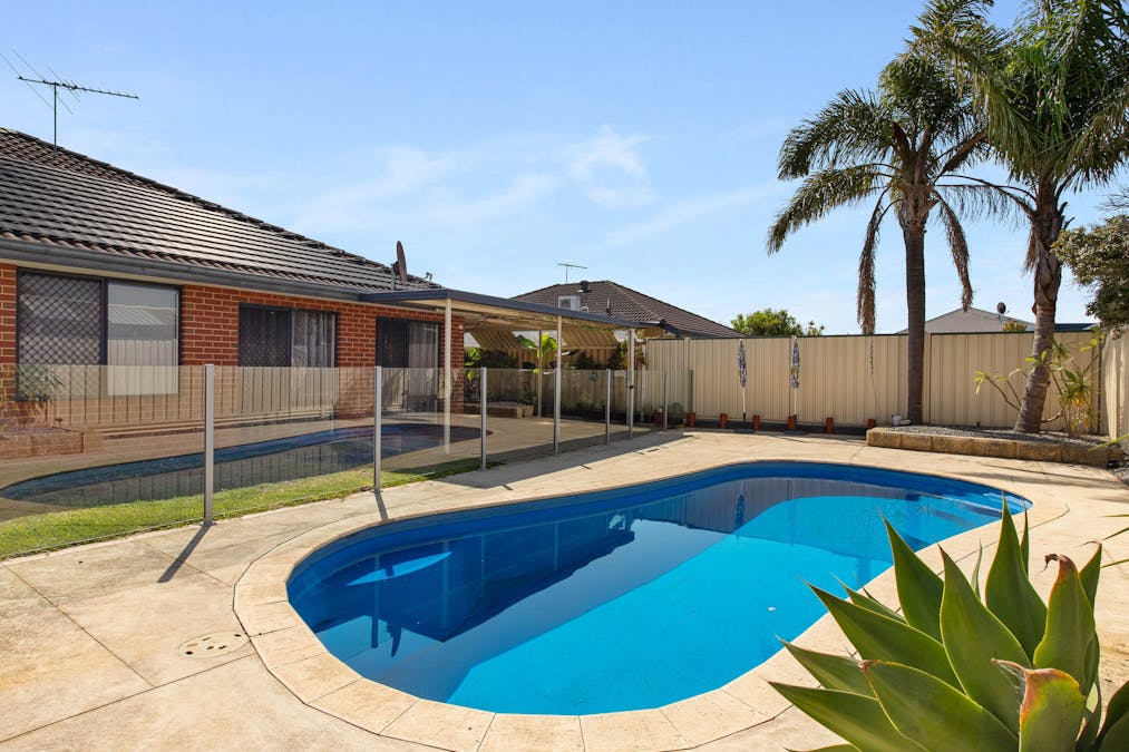 12 Edgbaston Crescent, Port Kennedy, WA, 6172 - Image 2