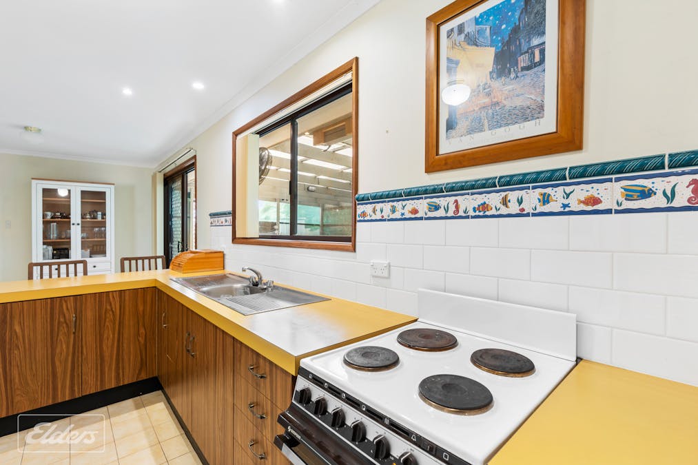 17 Shoreline Drive, Clayton Bay, SA, 5256 - Image 6