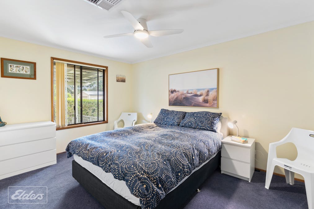 17 Shoreline Drive, Clayton Bay, SA, 5256 - Image 16
