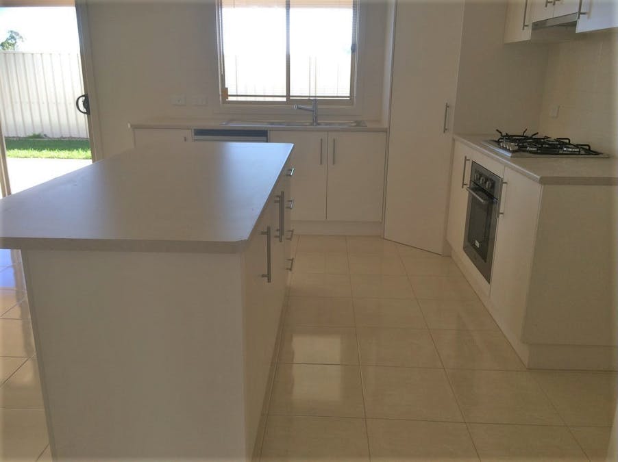 10 Angela Marino Court, Whyalla Norrie, SA, 5608 - Image 3