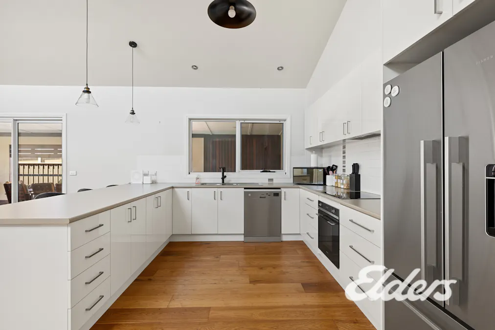 18 Clarke Street, Bundalong, VIC, 3730 - Image 3