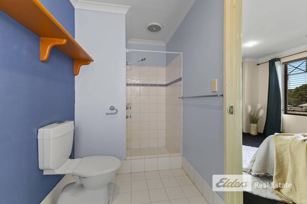 18 Christchurch Place, College Grove, WA, 6230 - Image 12