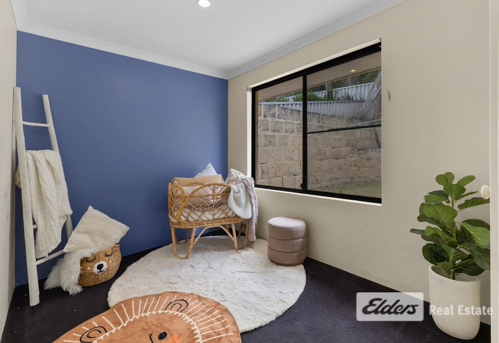 18 Christchurch Place, College Grove, WA, 6230 - Image 15