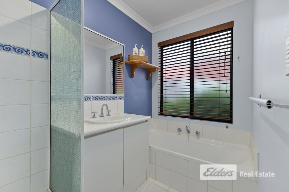 18 Christchurch Place, College Grove, WA, 6230 - Image 16