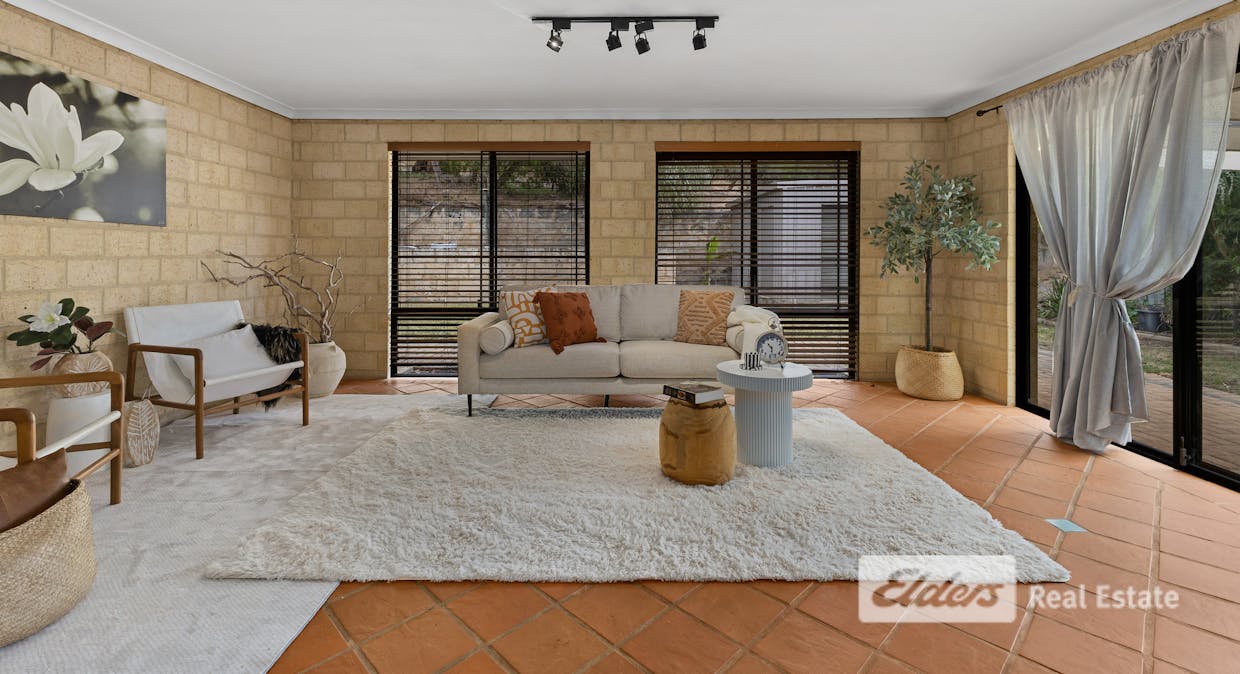 18 Christchurch Place, College Grove, WA, 6230 - Image 8