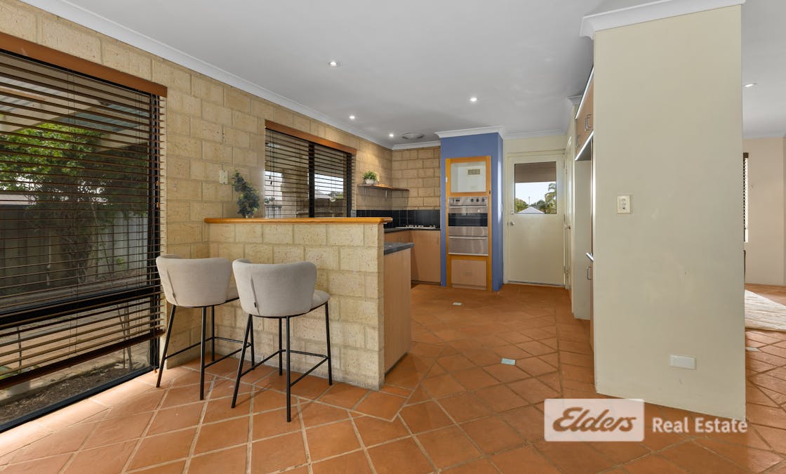 18 Christchurch Place, College Grove, WA, 6230 - Image 6