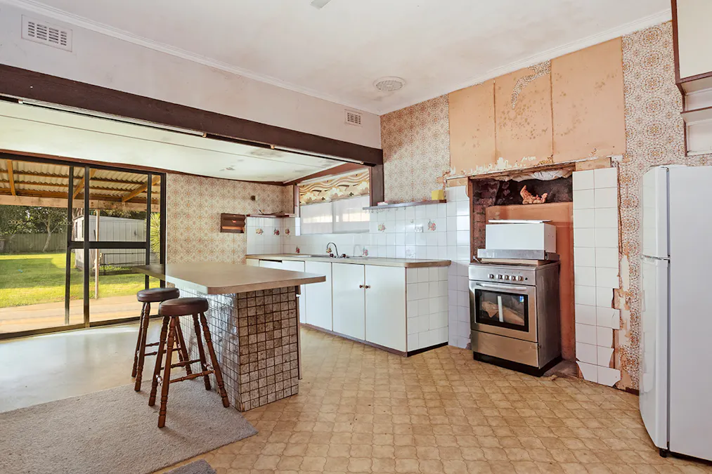 7 Miller Crescent, Hamilton, VIC, 3300 - Image 3