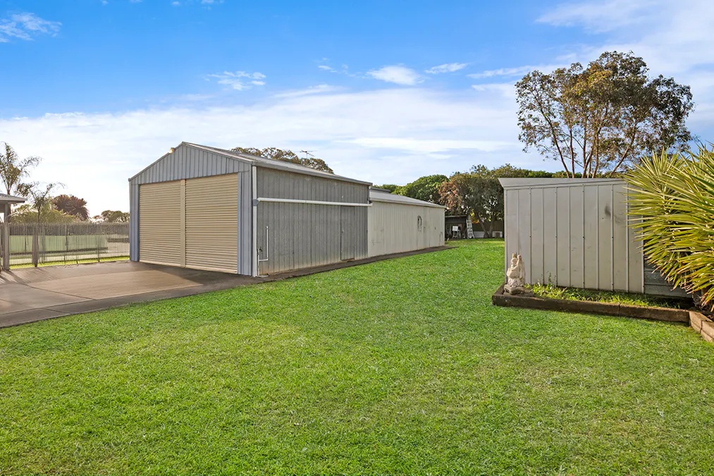 7 Miller Crescent, Hamilton, VIC, 3300 - Image 6