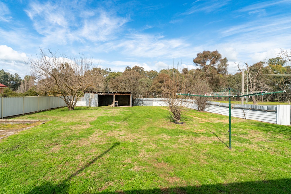 52 Young Street, Holbrook, NSW, 2644 - Image 15