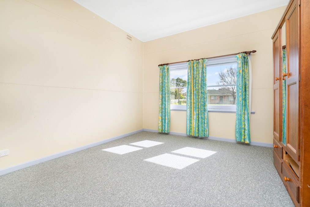 52 Young Street, Holbrook, NSW, 2644 - Image 6