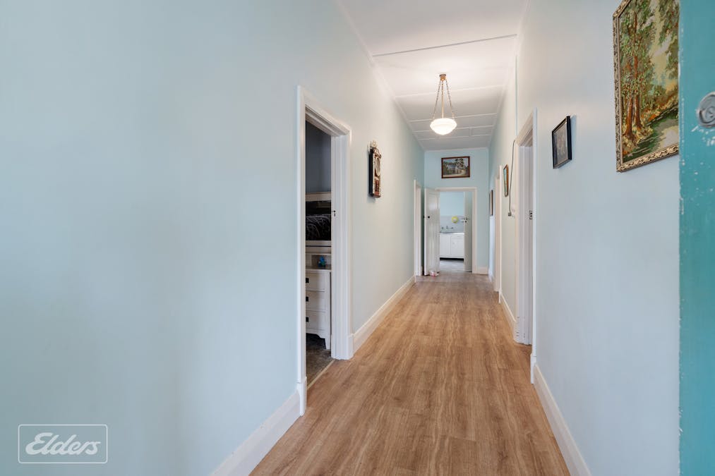 25 Sturt Street, Victor Harbor, SA, 5211 - Image 3