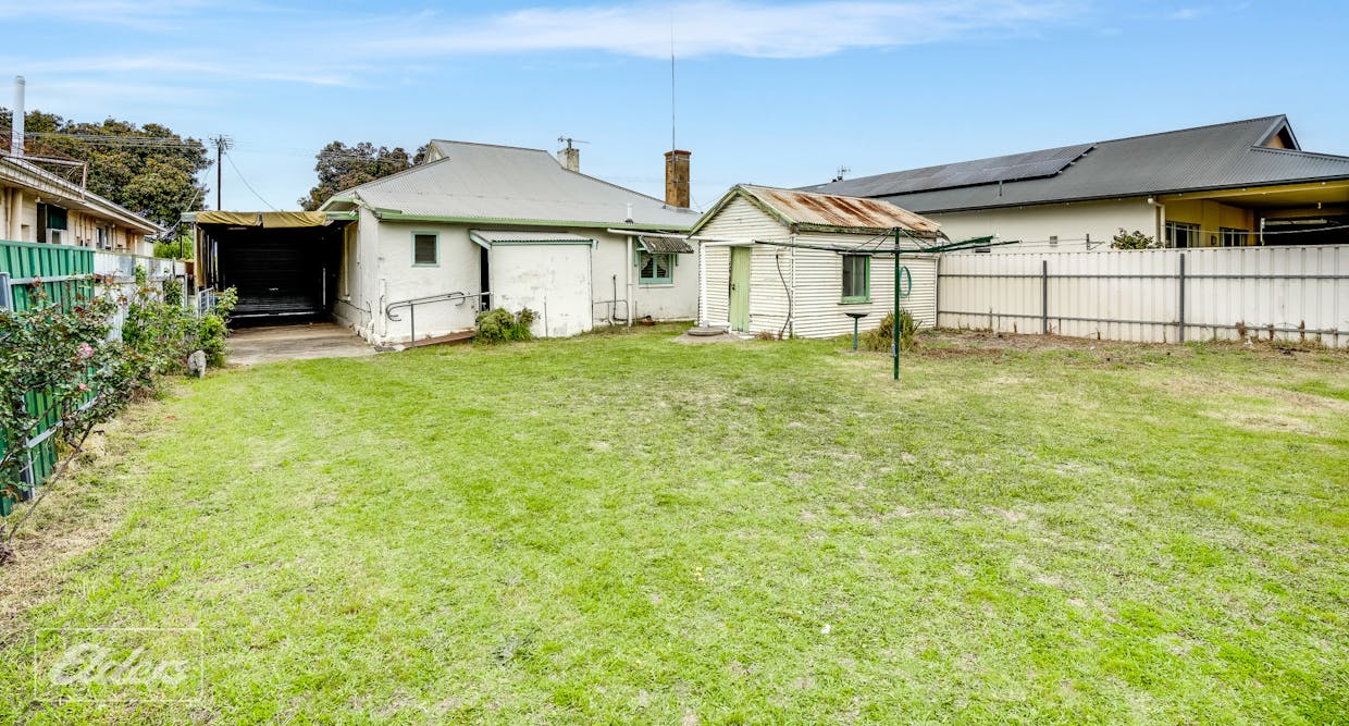 25 Sturt Street, Victor Harbor, SA, 5211 - Image 16