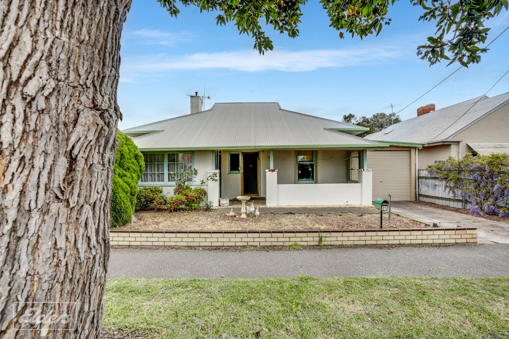 25 Sturt Street, Victor Harbor, SA, 5211 - Image 14