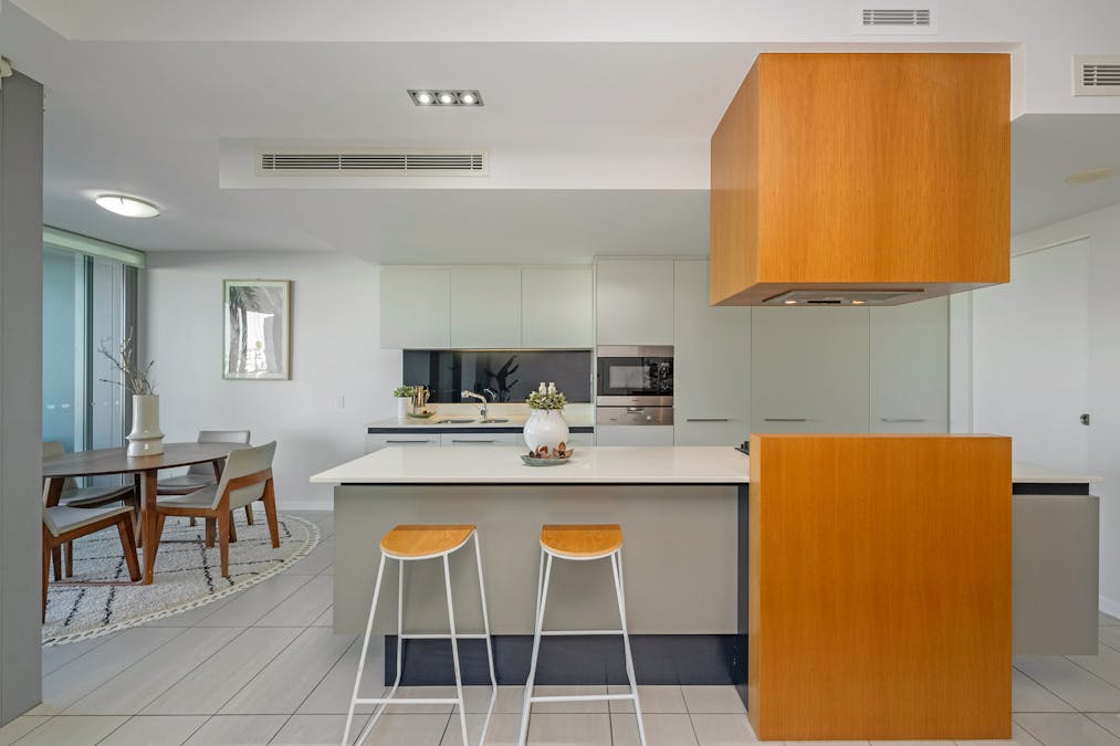 2103/6 Mariners Drive, Townsville City, QLD, 4810 - Image 4
