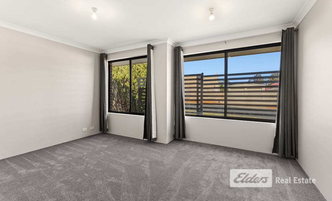8 Kardil Street, Dalyellup, WA, 6230 - Image 7