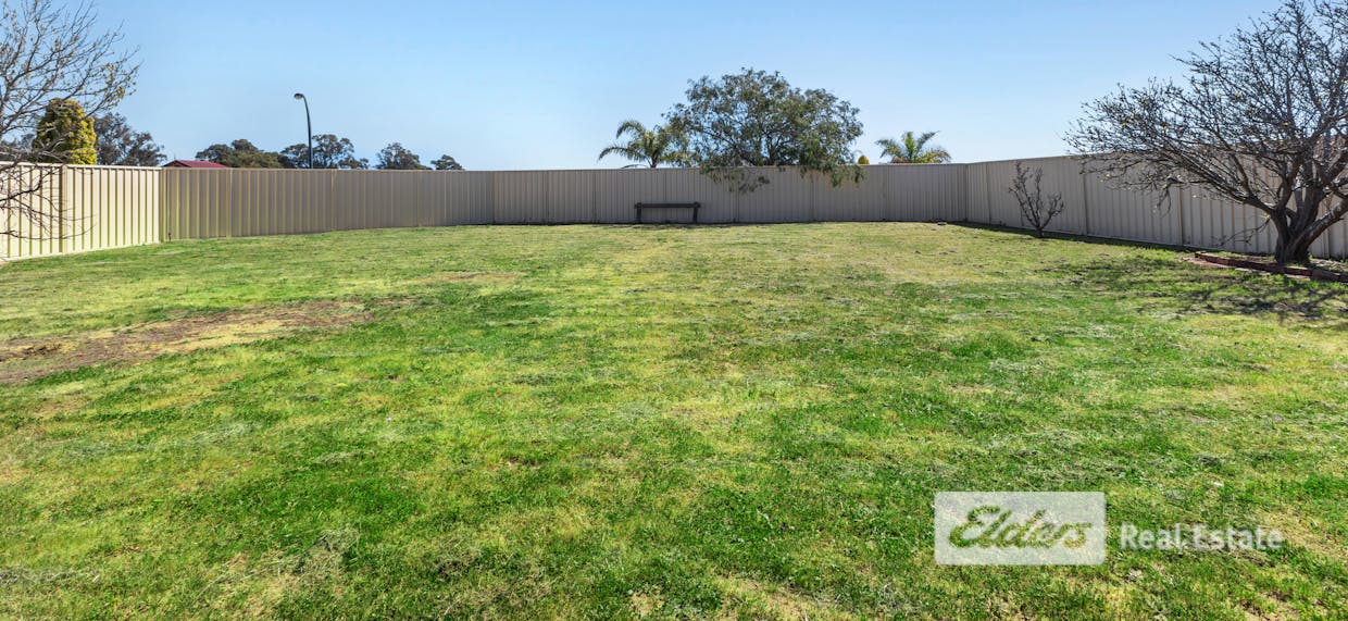 8 Kardil Street, Dalyellup, WA, 6230 - Image 18