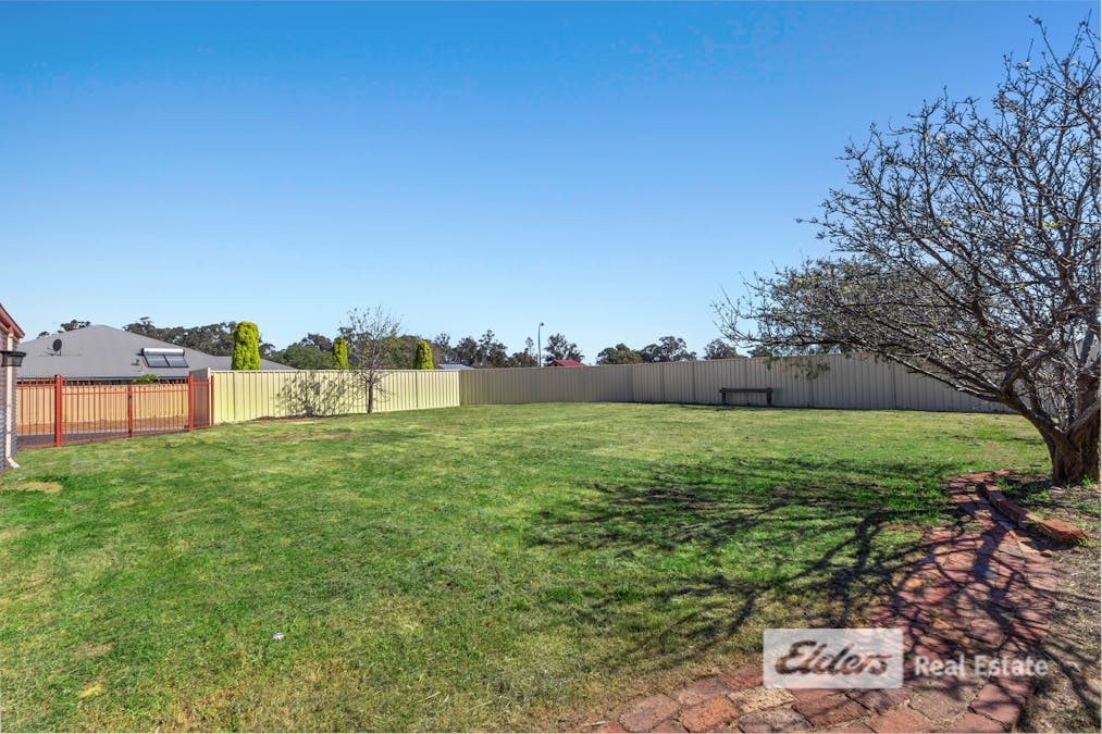 8 Kardil Street, Dalyellup, WA, 6230 - Image 21