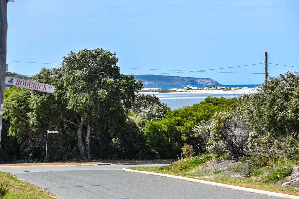 8A Margaret Street, Bremer Bay, WA, 6338 - Image 2