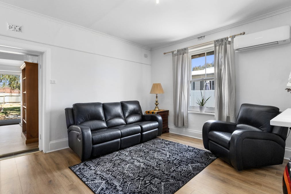 21 Wolfe Street, Jamestown, SA, 5491 - Image 4