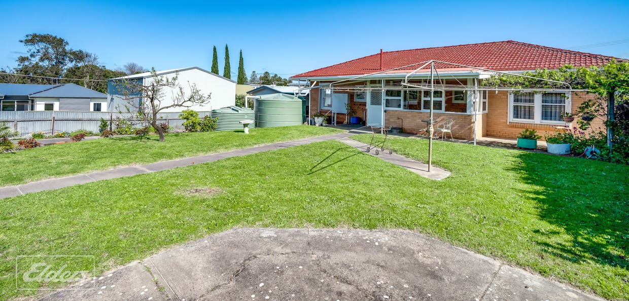 16 Peace Avenue, Victor Harbor, SA, 5211 - Image 20
