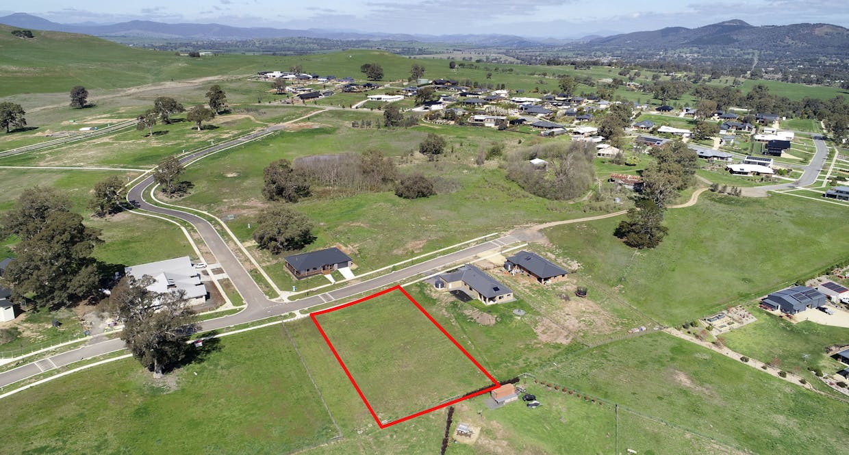 29 Highlands Road, Mansfield, VIC, 3722 - Image 2