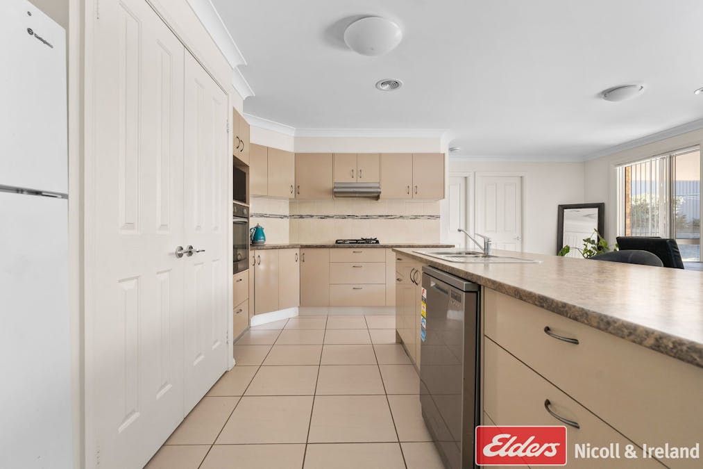 2 Bluegum Close, Kelso, NSW, 2795 - Image 3