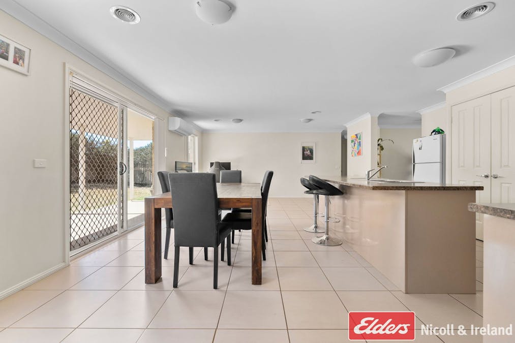 2 Bluegum Close, Kelso, NSW, 2795 - Image 6